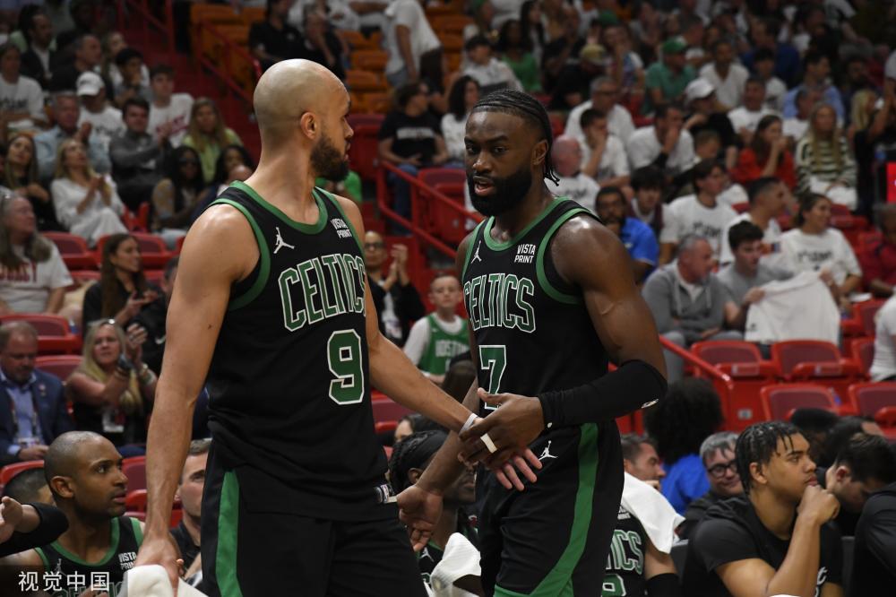 都是球迷们 都是球迷们