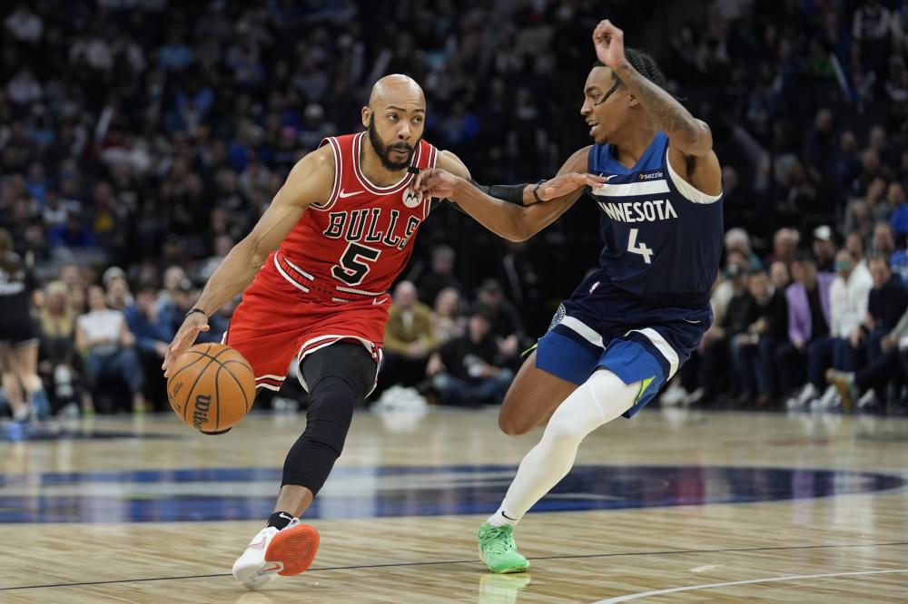 在防守的缝 在防守的缝