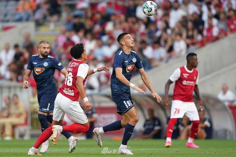 但正如这位 但正如这位